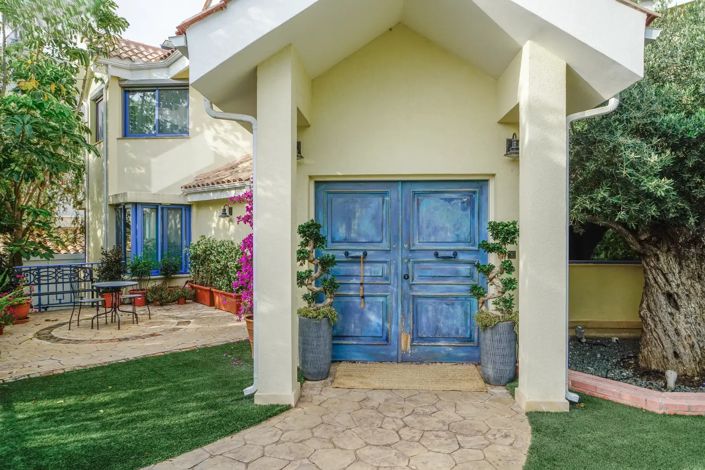 Image No.5-4 Bed Villa for sale