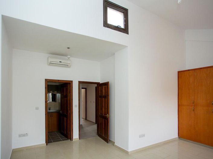 Image No.14-3 Bed Villa for sale