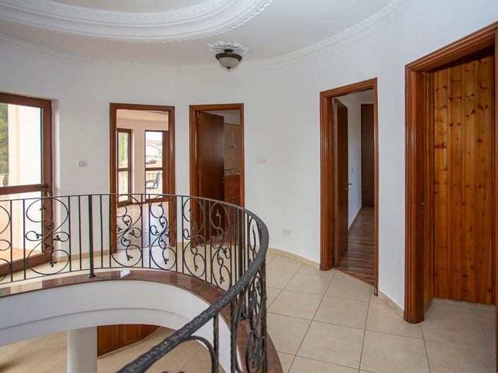 Image No.17-4 Bed Villa for sale