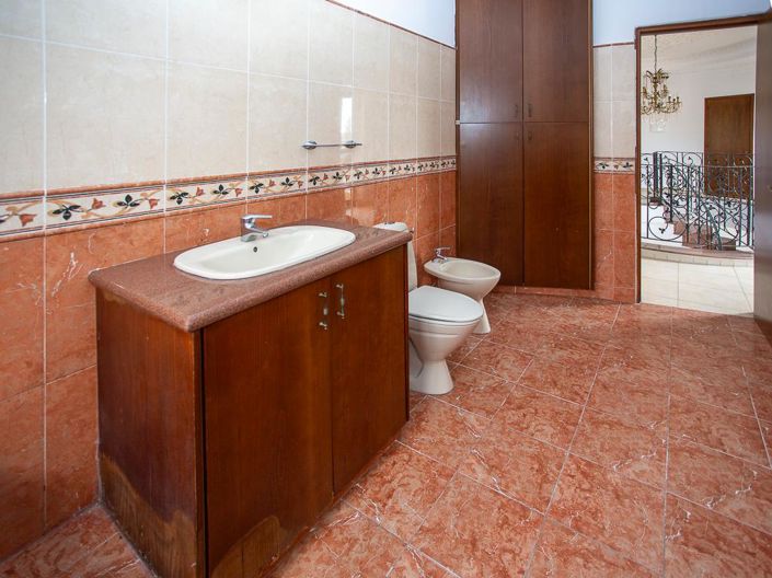 Image No.25-4 Bed Villa for sale