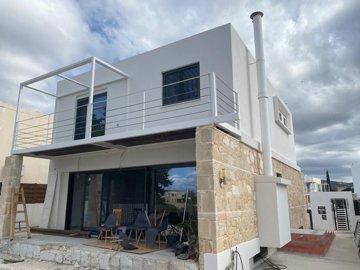 5 Bed Villa for sale