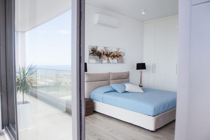 Image No.18-3 Bed Villa for sale