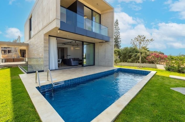 Image No.10-3 Bed Villa for sale