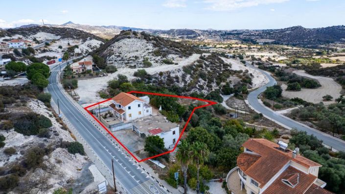 Image No.6-3 Bed Property for sale