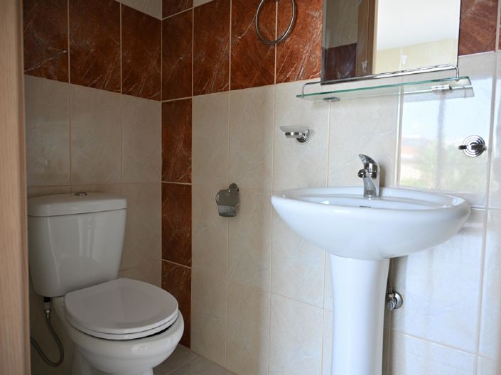 Image No.13-3 Bed Townhouse for sale