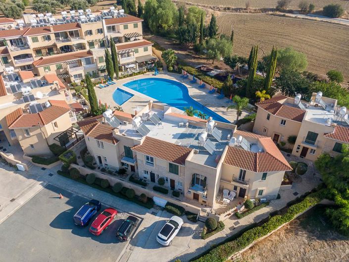 Image No.2-2 Bed Townhouse for sale