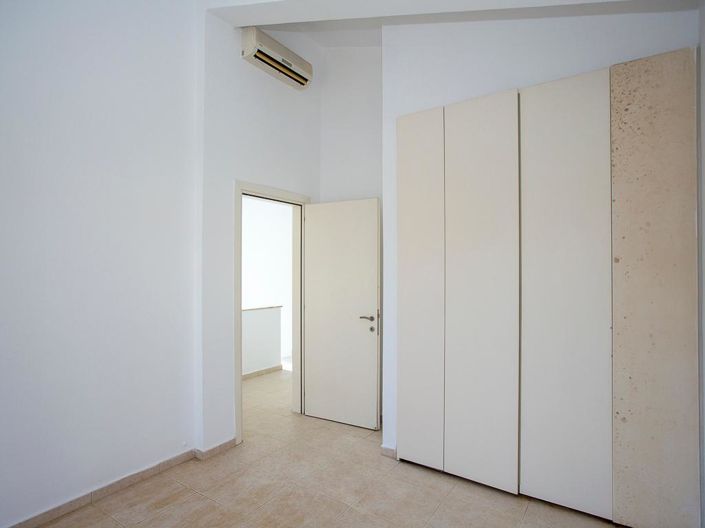 Image No.15-3 Bed Villa for sale