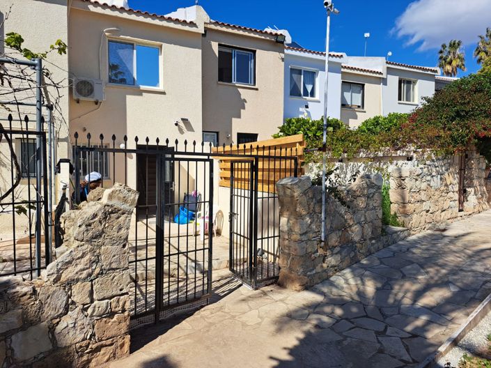 Image No.1-2 Bed Townhouse for sale