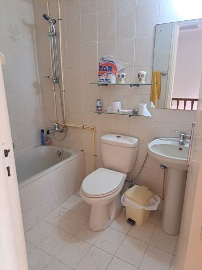 Image No.4-2 Bed Townhouse for sale