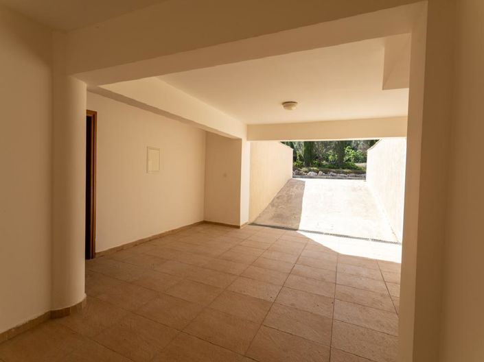 Image No.10-3 Bed Villa for sale