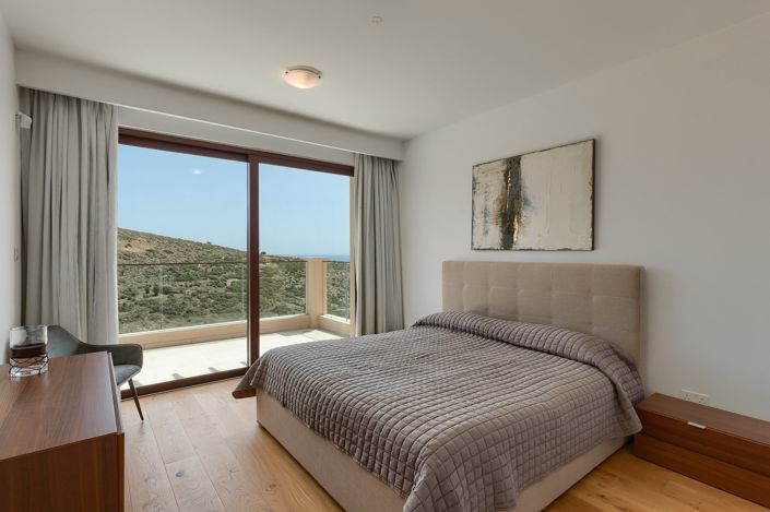 Image No.10-3 Bed Villa for sale