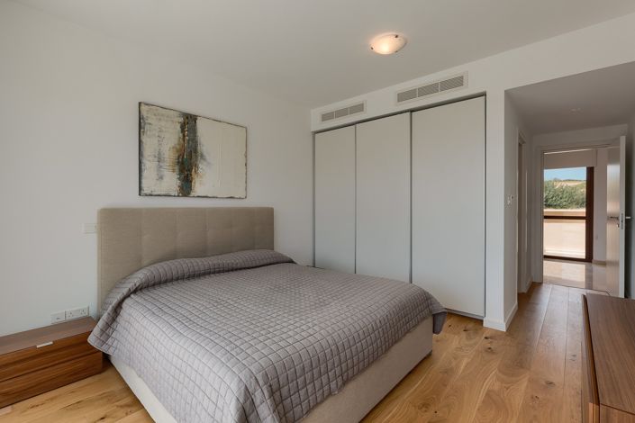 Image No.11-3 Bed Villa for sale