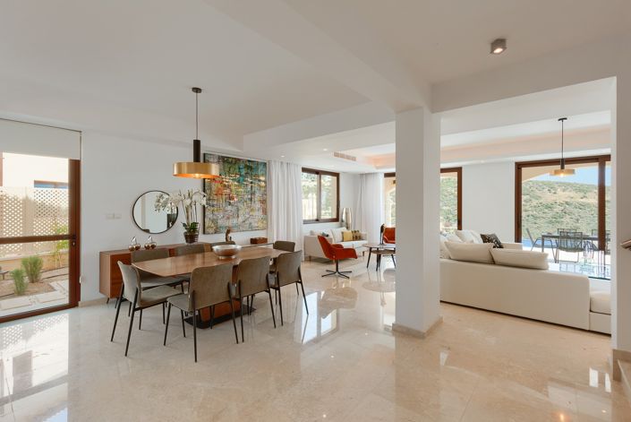 Image No.3-3 Bed Villa for sale