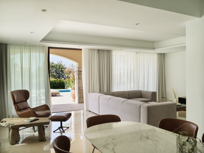 Image No.2-2 Bed Villa for sale