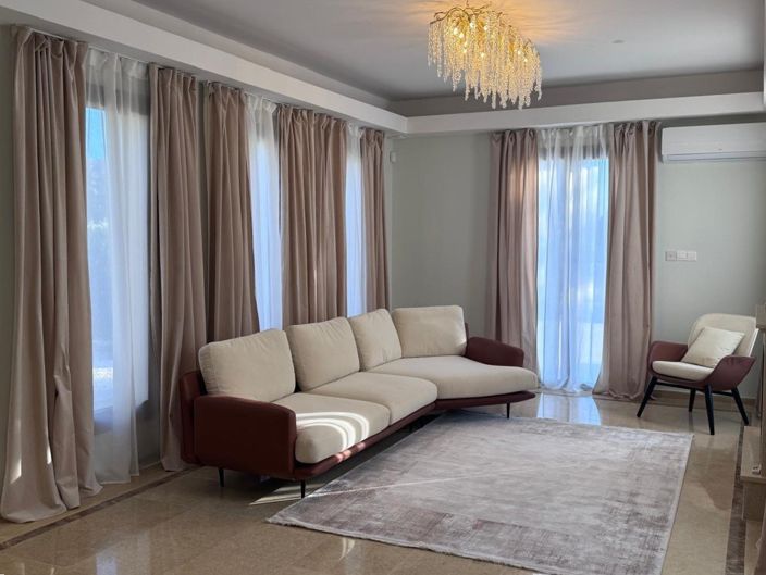 Image No.4-3 Bed Villa for sale
