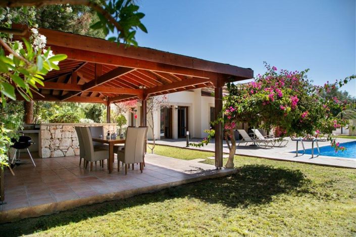 Image No.2-3 Bed Villa for sale
