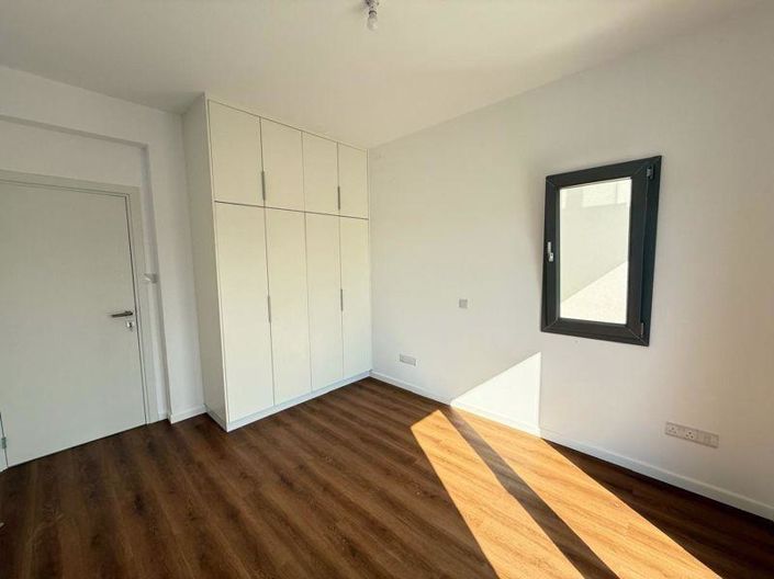 Image No.24-4 Bed Villa for sale