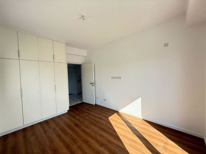 Image No.29-4 Bed Villa for sale