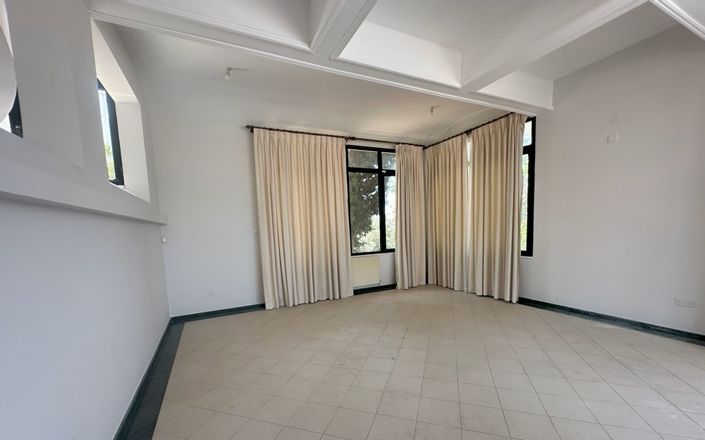 Image No.14-5 Bed Villa for sale