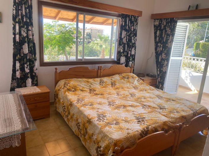 Image No.13-3 Bed Villa for sale