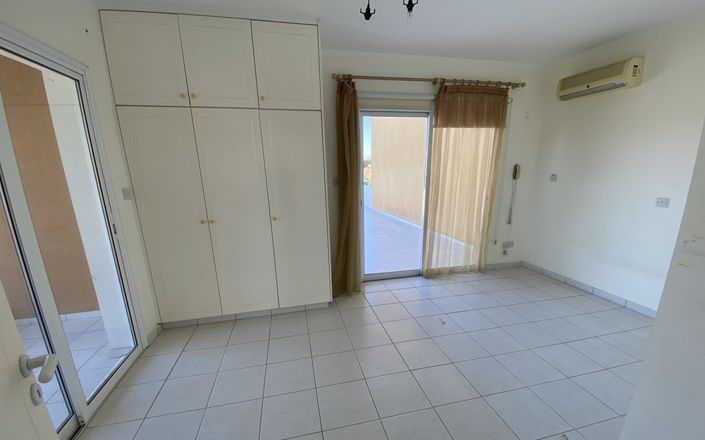 Image No.8-3 Bed Apartment for sale