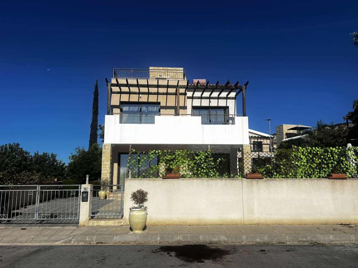 Image No.2-3 Bed Villa for sale