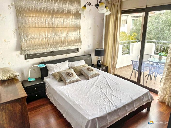 Image No.9-3 Bed Villa for sale