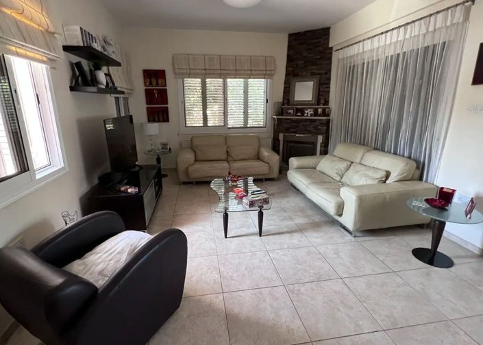 Image No.3-4 Bed Villa for sale