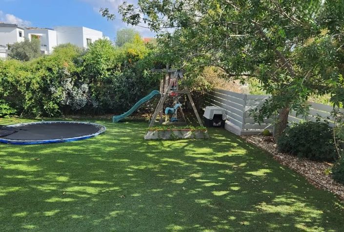 Image No.2-Villa de 4 chambres à vendre à Agios Athanasios