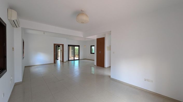 Image No.4-Villa de 4 chambres à vendre à Limassol