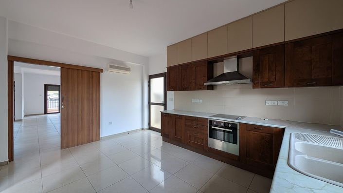 Image No.7-Villa de 4 chambres à vendre à Limassol