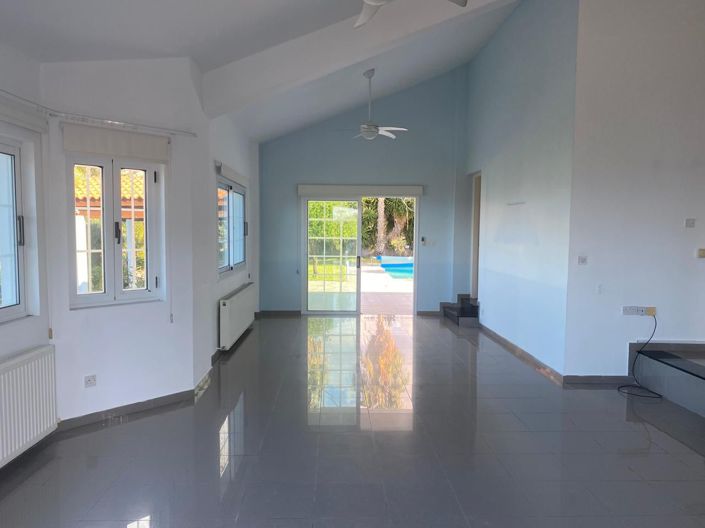 Image No.4-5 Bed Villa for sale