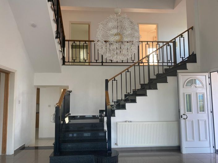 Image No.5-5 Bed Villa for sale