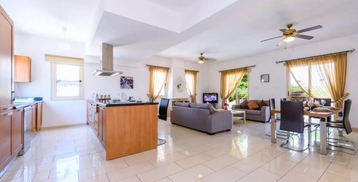 Image No.8-3 Bed Villa for sale