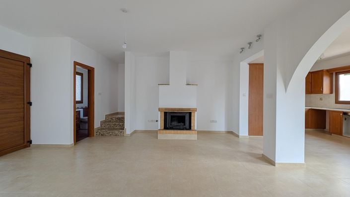 Image No.9-3 Bed Villa for sale