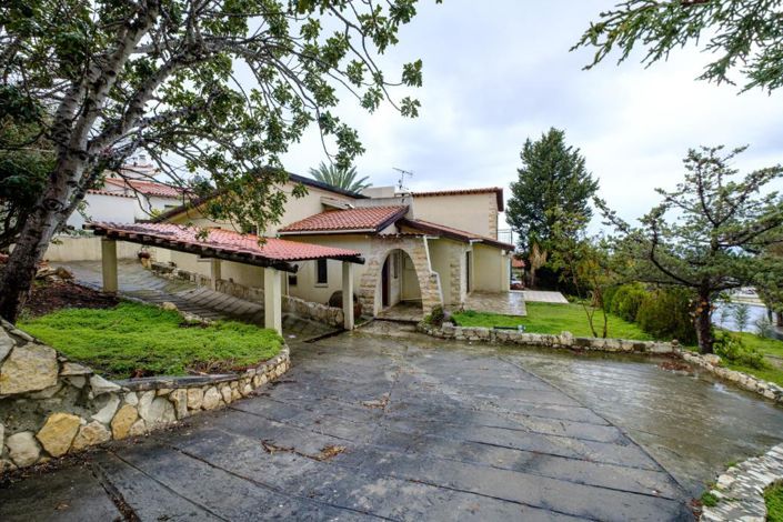 Image No.2-3 Bed Villa for sale