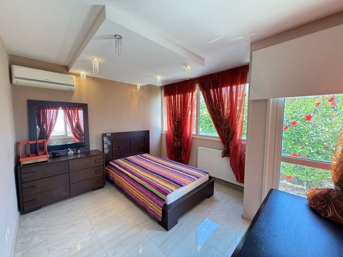 Image No.14-3 Bed Bungalow for sale