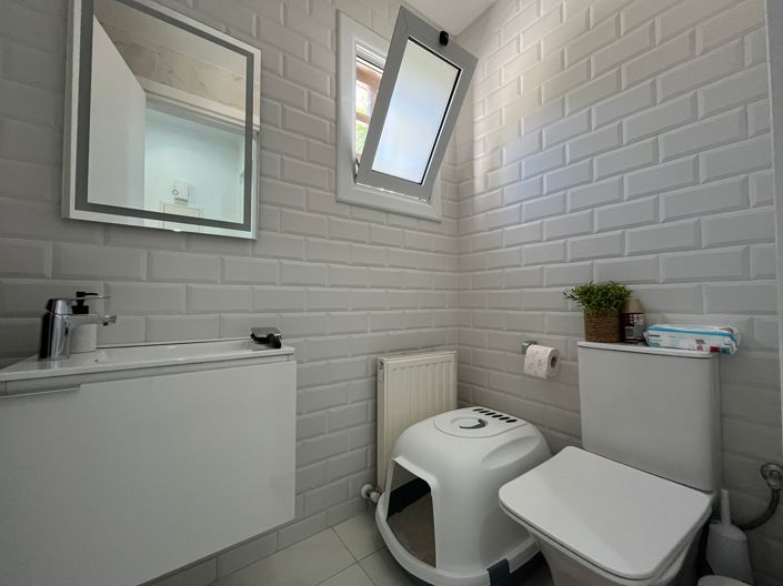 Image No.13-3 Bed Villa for sale