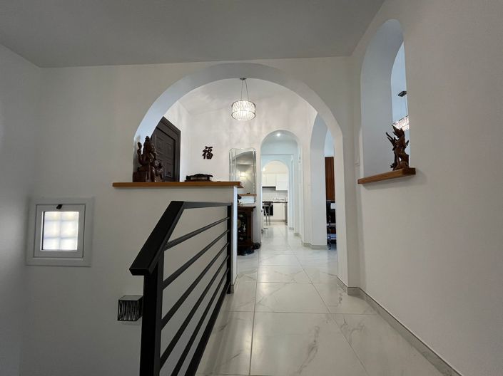 Image No.15-3 Bed Villa for sale