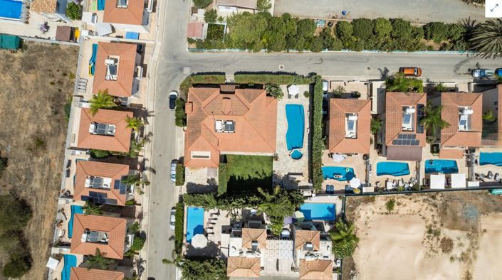 Image No.25-4 Bed Villa for sale