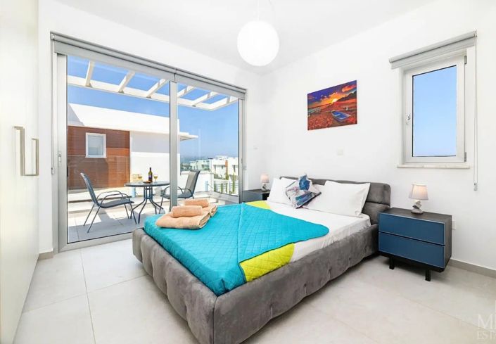 Image No.12-3 Bed Villa for sale