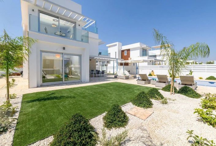 Image No.13-3 Bed Villa for sale