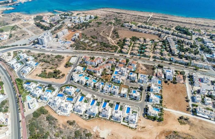 Image No.3-3 Bed Villa for sale