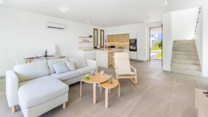 Image No.18-3 Bed Villa for sale