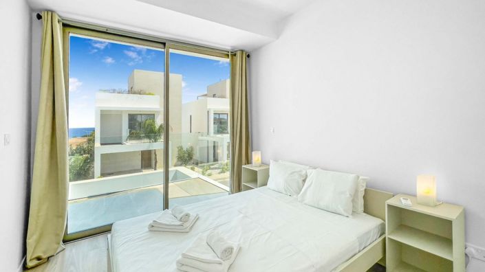 Image No.3-3 Bed Villa for sale