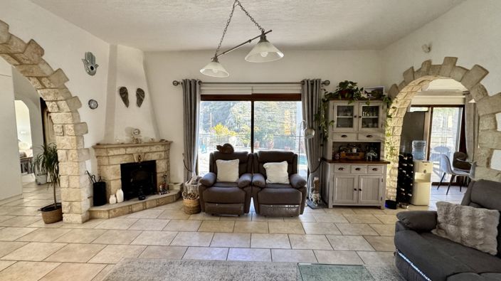 Image No.9-4 Bed Villa for sale