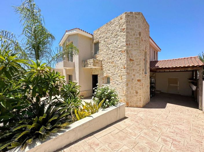 Image No.3-Villa de 4 chambres à vendre à Paphos