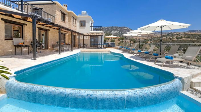 Image No.2-Villa de 6 chambres à vendre à Paphos