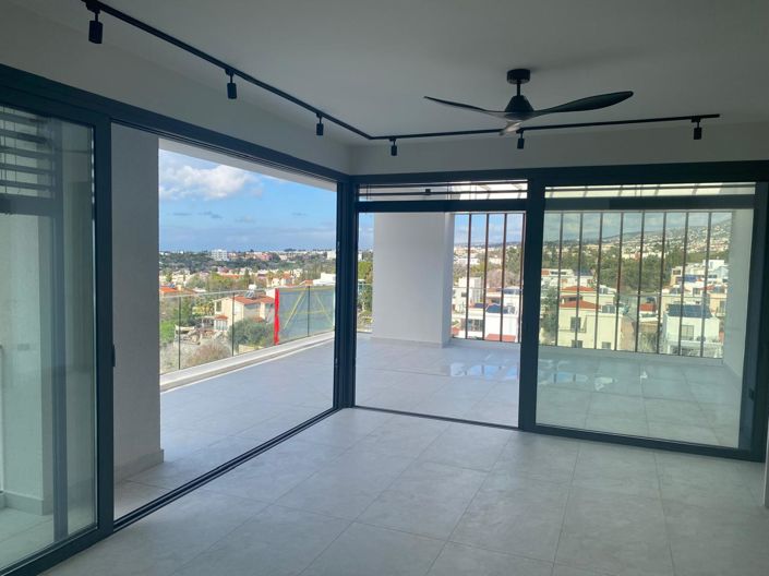 Image No.5-3 Bed Property for sale