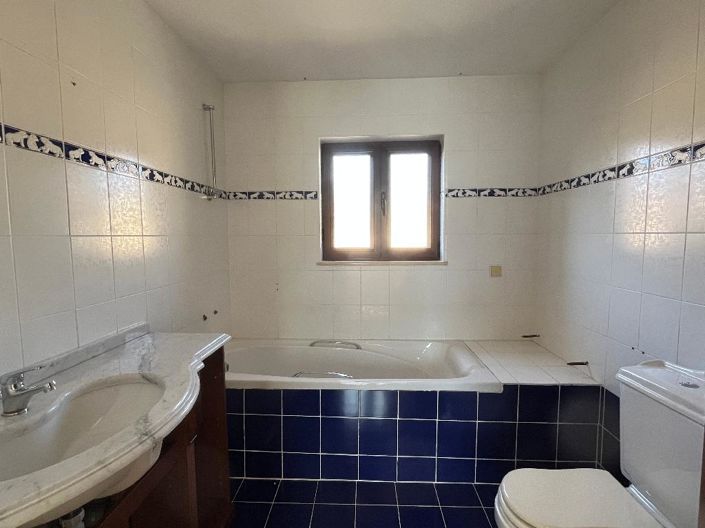 Image No.5-3 Bed Villa for sale